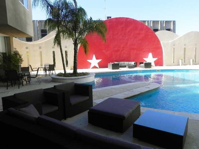 Hotel Quorum Hotel, Urbano