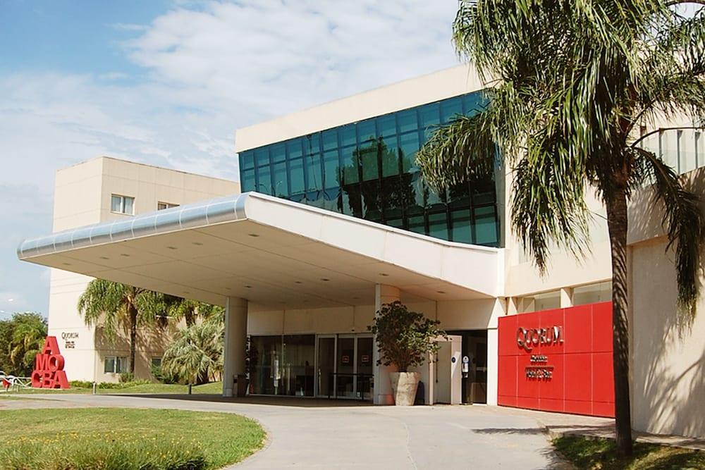 Hotel Quorum Hotel, Urbano 4*