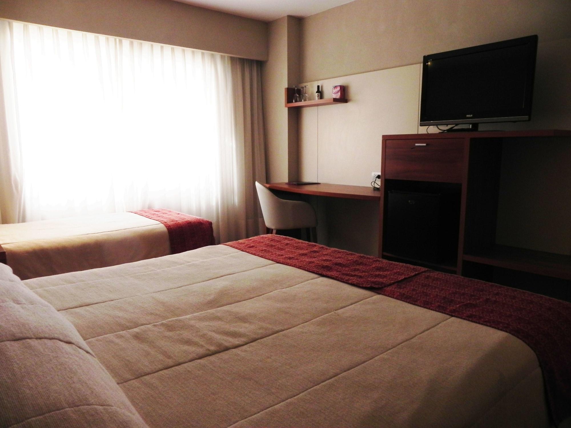 Quorum Hotel, Urbano Córdoba