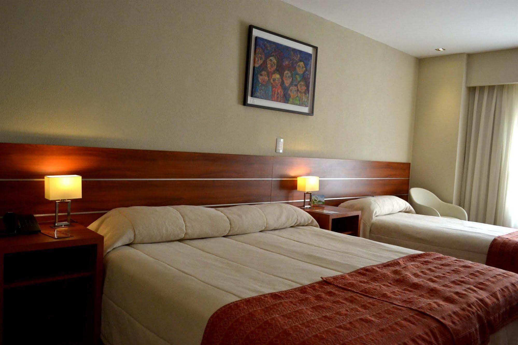 Hotel Quorum Hotel, Urbano 4*